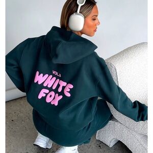 White fox boutique sweat set